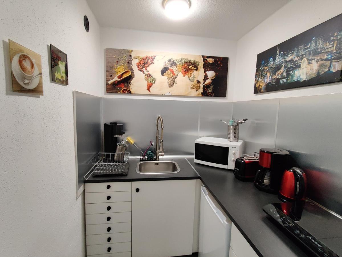 H-Lodges - Top City-Appartments In Essen Quarto foto